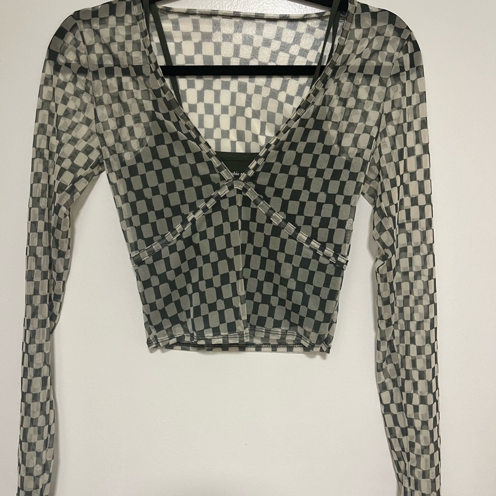 A&F Checkered Long Sleeve Mesh Crop Top (NWOT)